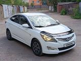 Hyundai Accent 2015 года за 5 100 000 тг. в Караганда – фото 2