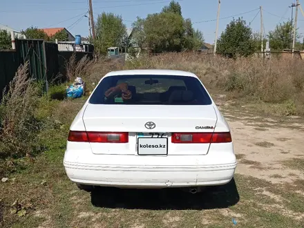 Toyota Camry 1999 года за 2 100 000 тг. в Алматы – фото 2