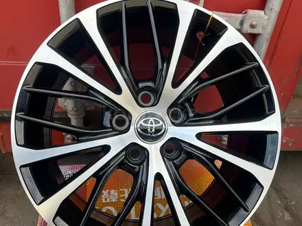 Диски на Toyota Camry R17 за 200 000 тг. в Алматы – фото 5