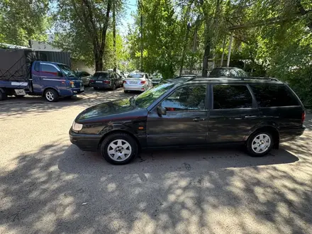 Volkswagen Passat 1994 года за 1 250 000 тг. в Алматы