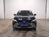 Toyota Camry 2019 года за 11 990 000 тг. в Астана – фото 2
