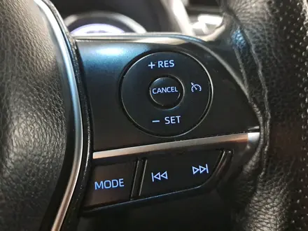Toyota Camry 2019 года за 11 990 000 тг. в Астана – фото 16