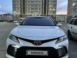 Toyota Camry 2021 года за 15 500 000 тг. в Актау – фото 4
