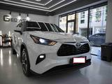 Toyota Highlander 2023 года за 27 000 000 тг. в Алматы
