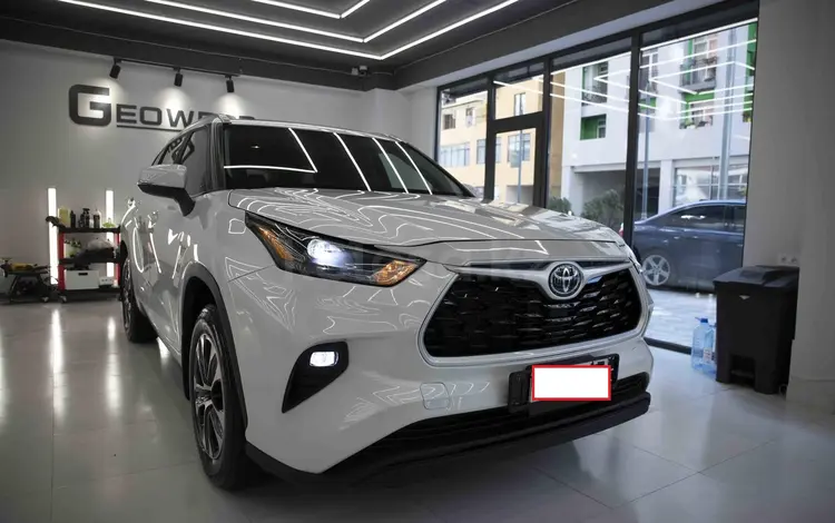 Toyota Highlander 2023 года за 27 000 000 тг. в Алматы