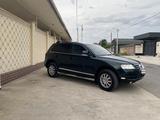 Volkswagen Touareg 2003 года за 4 500 000 тг. в Шымкент – фото 5