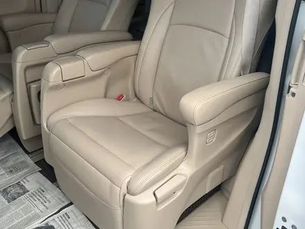 Toyota Alphard 2010 года за 8 000 000 тг. в Актобе – фото 21