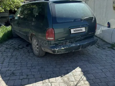 Dodge Caravan 1997 года за 1 800 000 тг. в Алматы – фото 2