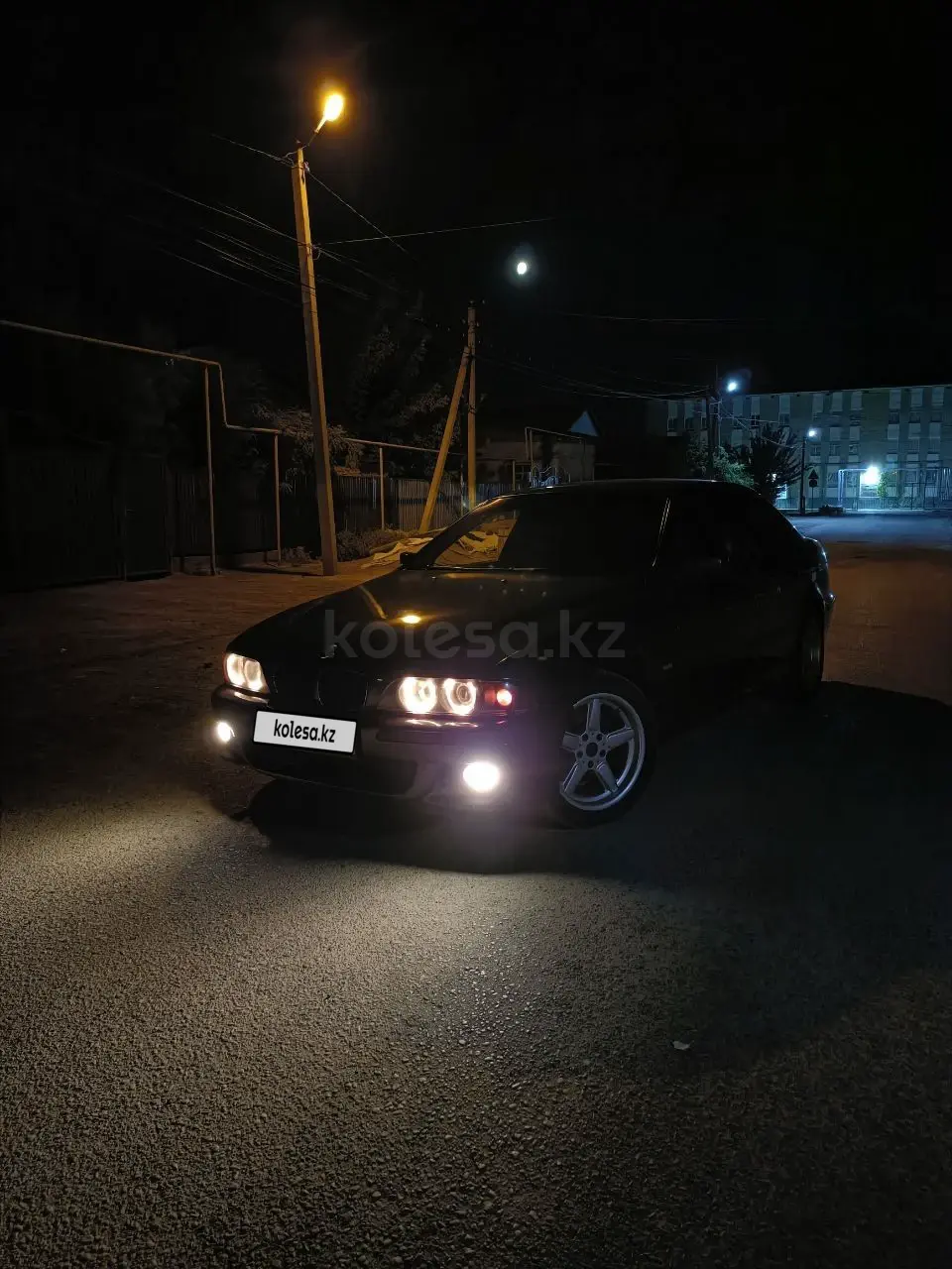 BMW 5 Series, 2001