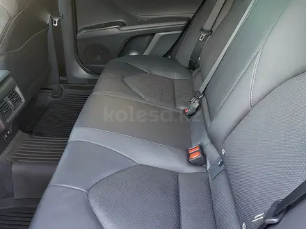 Toyota Camry 2021 года за 17 500 000 тг. в Атырау – фото 19