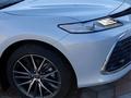 Toyota Camry 2021 года за 17 500 000 тг. в Атырау – фото 5