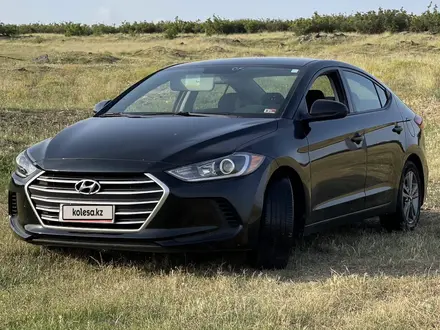 Hyundai Elantra 2018 года за 5 600 000 тг. в Актобе