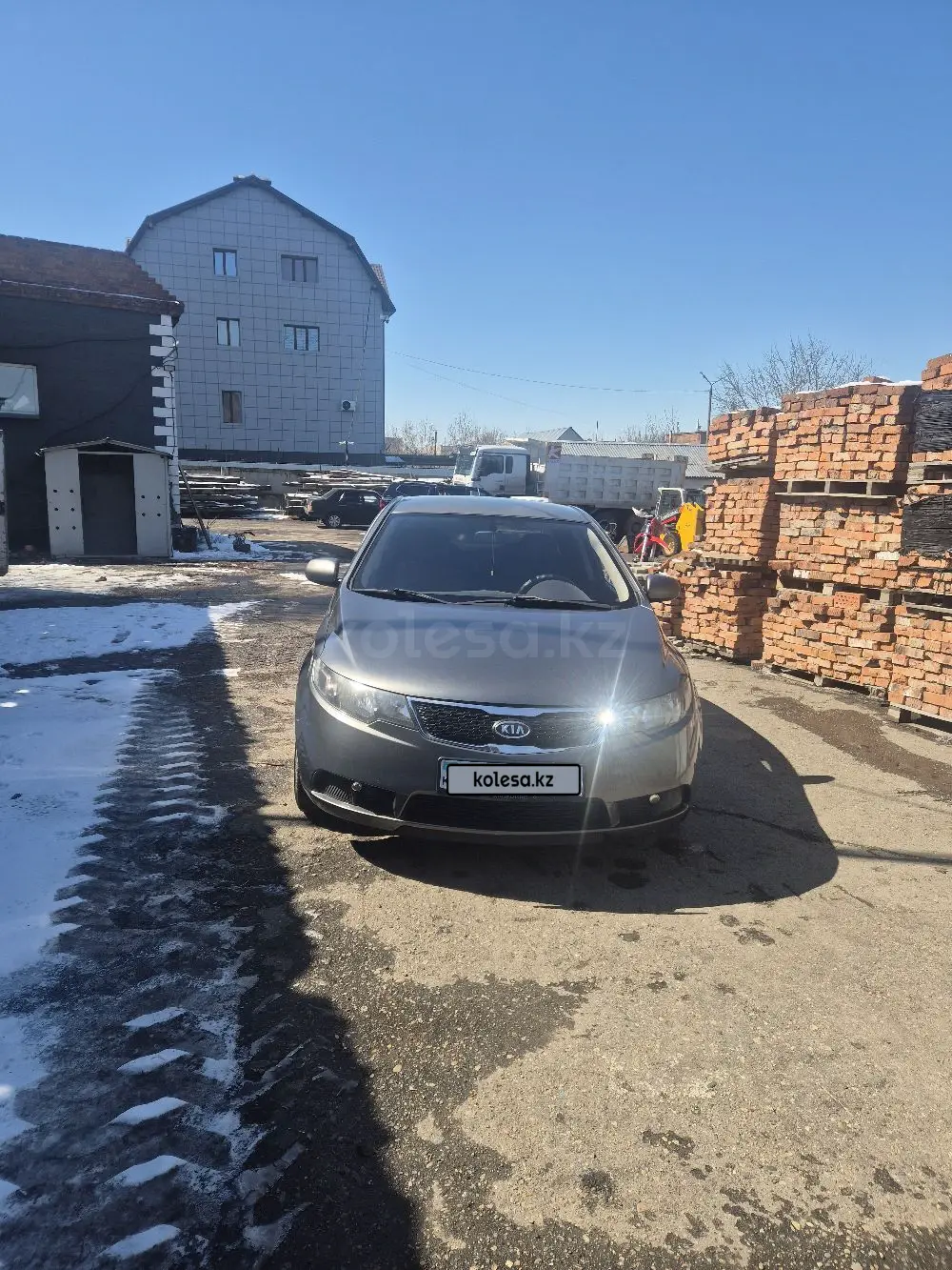 Kia Cerato, 2011