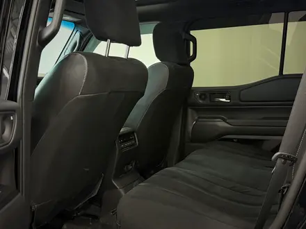 Toyota Land Cruiser Prado Luxe+ 2025 года за 44 000 000 тг. в Астана – фото 11