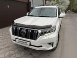 Toyota Land Cruiser Prado 2022 года за 25 400 000 тг. в Алматы