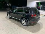 Volkswagen Touareg 2005 годаүшін2 100 000 тг. в Павлодар – фото 5