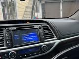 Toyota Highlander 2014 годаүшін14 000 000 тг. в Алматы – фото 4