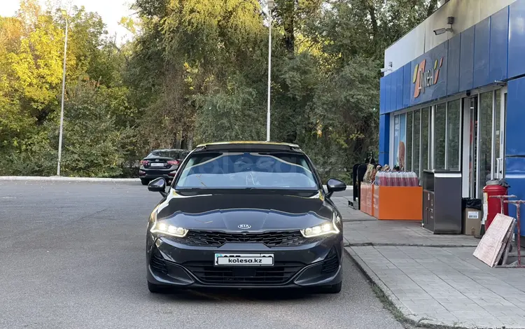 Kia K5 2021 года за 11 000 000 тг. в Алматы