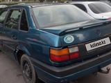 Volkswagen Passat 1991 года за 700 000 тг. в Астана – фото 2