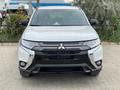 Mitsubishi Outlander Intense+ 4WD 2022 года за 18 290 000 тг. в Актау – фото 2