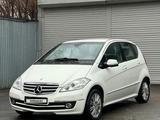Mercedes-Benz A 180 2010 годаүшін4 200 000 тг. в Костанай – фото 3