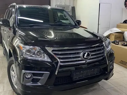 Рестайлинг комплект переделки Lexus LX570 2008-2011 под 2012-2015 за 700 000 тг. в Астана