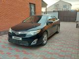 Toyota Camry 2013 годаүшін7 800 000 тг. в Актобе – фото 2