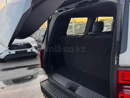 Toyota Land Cruiser Prado 2024 года за 37 800 000 тг. в Актау – фото 4