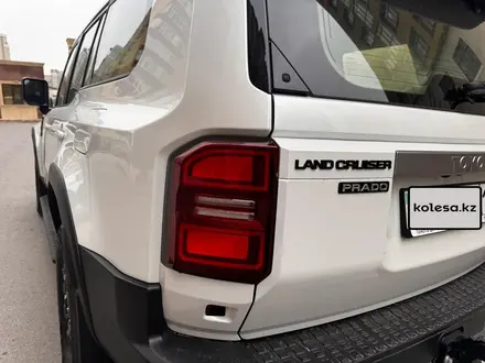 Toyota Land Cruiser Prado 2024 года за 37 800 000 тг. в Актау – фото 33