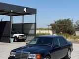 Mercedes-Benz E 230 1992 годаүшін2 200 000 тг. в Жетысай