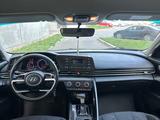 Hyundai Elantra 2022 года за 6 700 000 тг. в Алматы – фото 4