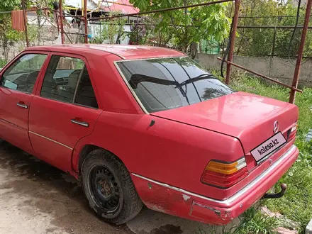 Mercedes-Benz E 230 1992 года за 1 100 000 тг. в Алматы – фото 3