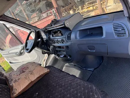Mercedes-Benz Sprinter 2004 года за 6 800 000 тг. в Алматы – фото 9