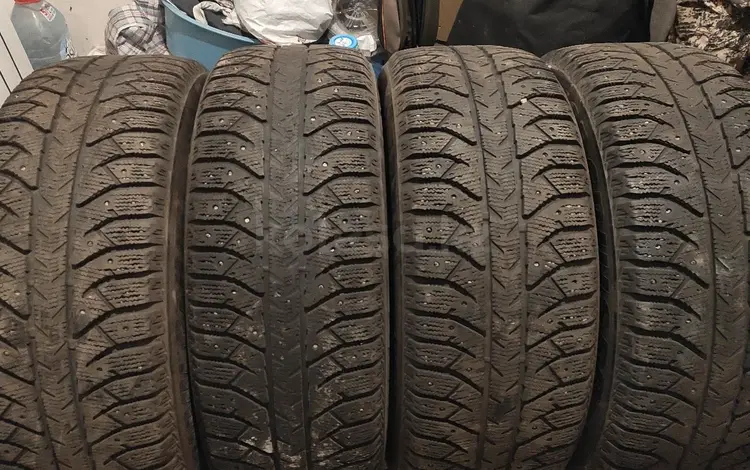 Шины 235/55 R19 за 110 000 тг. в Актобе