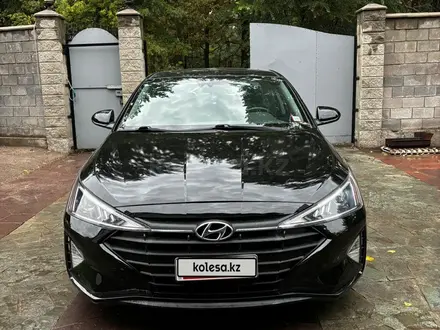 Hyundai Elantra 2019 года за 6 700 000 тг. в Алматы