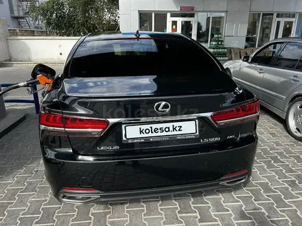 Lexus LS 500 2018 года за 35 000 000 тг. в Актау – фото 2