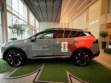 Kia Sportage 2.5 FIFA World Cup 2026 Edition 2026 года за 15 990 000 тг. в Астана – фото 2