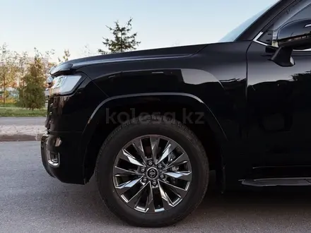 Toyota Land Cruiser 2021 года за 53 000 000 тг. в Астана – фото 5