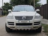 Volkswagen Touareg 2004 годаүшін5 100 000 тг. в Алматы – фото 2