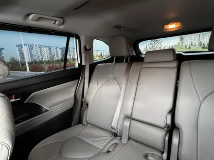 Toyota Highlander 2022 года за 22 500 000 тг. в Шымкент – фото 5
