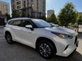 Toyota Highlander 2022 годаүшін22 500 000 тг. в Шымкент – фото 2