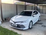 Toyota Camry 2018 года за 11 700 000 тг. в Алматы