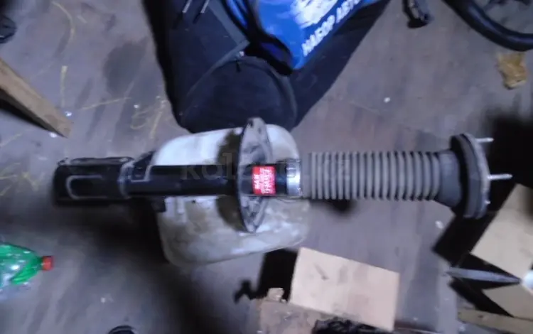 Амортизаторы задние за 40 000 тг. в Алматы