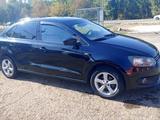 Volkswagen Polo 2011 года за 3 400 000 тг. в Актобе – фото 4