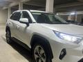 Toyota RAV4 2020 годаүшін14 900 000 тг. в Актау – фото 3