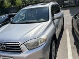 Toyota Highlander 2008 года за 10 350 000 тг. в Алматы – фото 2