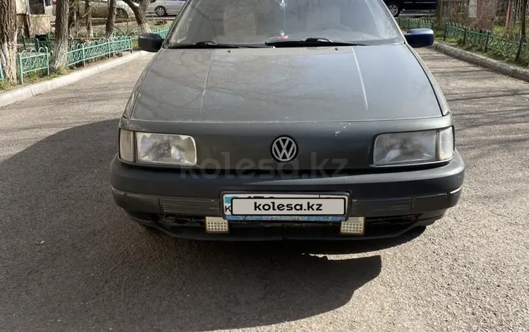 Volkswagen Passat 1991 годаүшін1 750 000 тг. в Астана