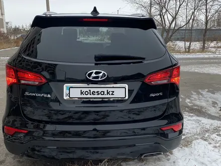 Hyundai Santa Fe 2017 года за 12 300 000 тг. в Рудный – фото 2