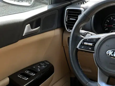 Kia Sportage 2022 года за 11 650 000 тг. в Актобе – фото 8