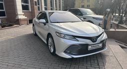 Toyota Camry 2018 года за 13 400 000 тг. в Алматы – фото 5